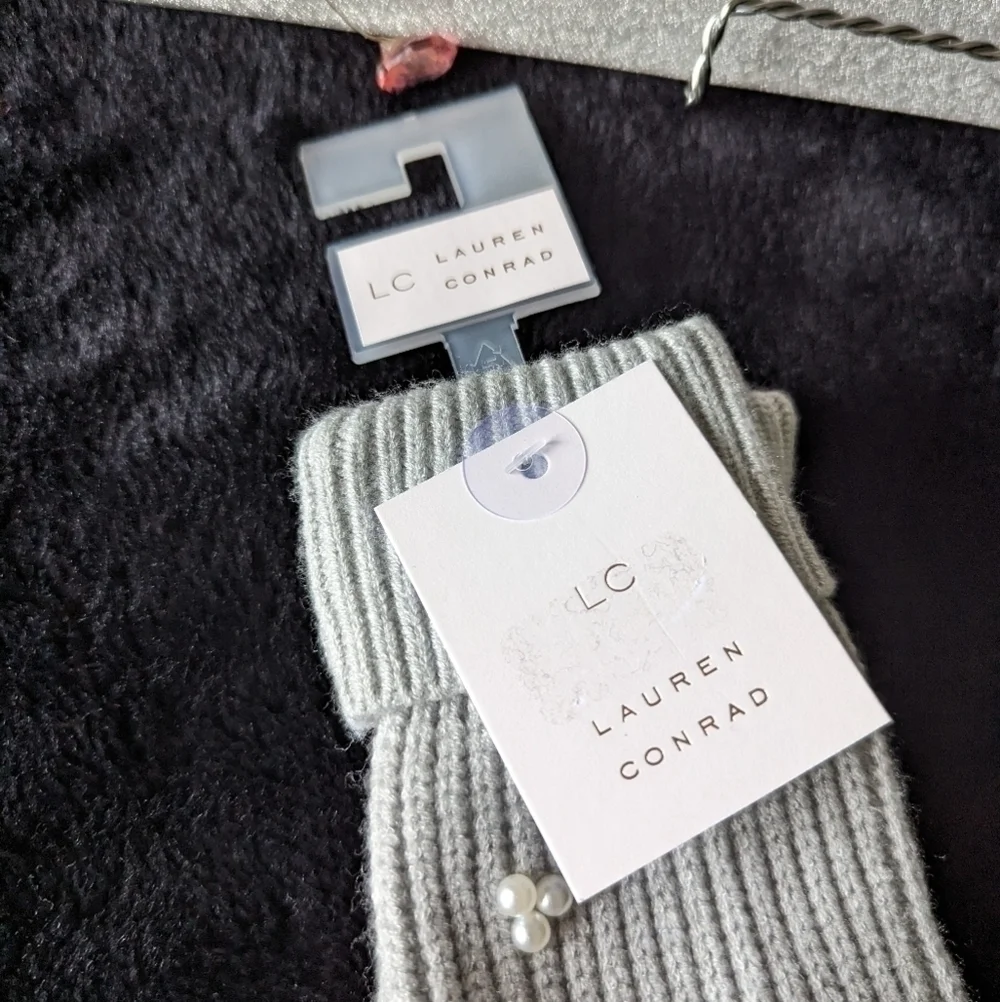 NWT Gray Lauren Conrad Mittens